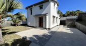 Maison plain pied de type F4 de 405 m2 de terrain vue mer à Saint-Pierre