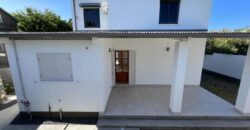 Villa de standing neuve avec une superbe vue sur l’océan, Avirons