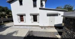 Villa de standing neuve avec une superbe vue sur l’océan, Avirons