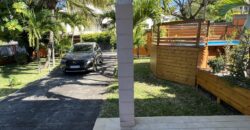 A vendre belle maison F4 avec deux varangues et piscine sans vis à vis, Etang Sale