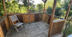 A vendre belle maison F4 avec deux varangues et piscine sans vis à vis, Etang Sale